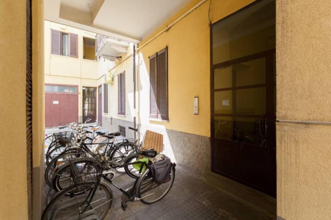 Porta Ticinese Cozy Apartment Con Balcone Milano Exterior foto